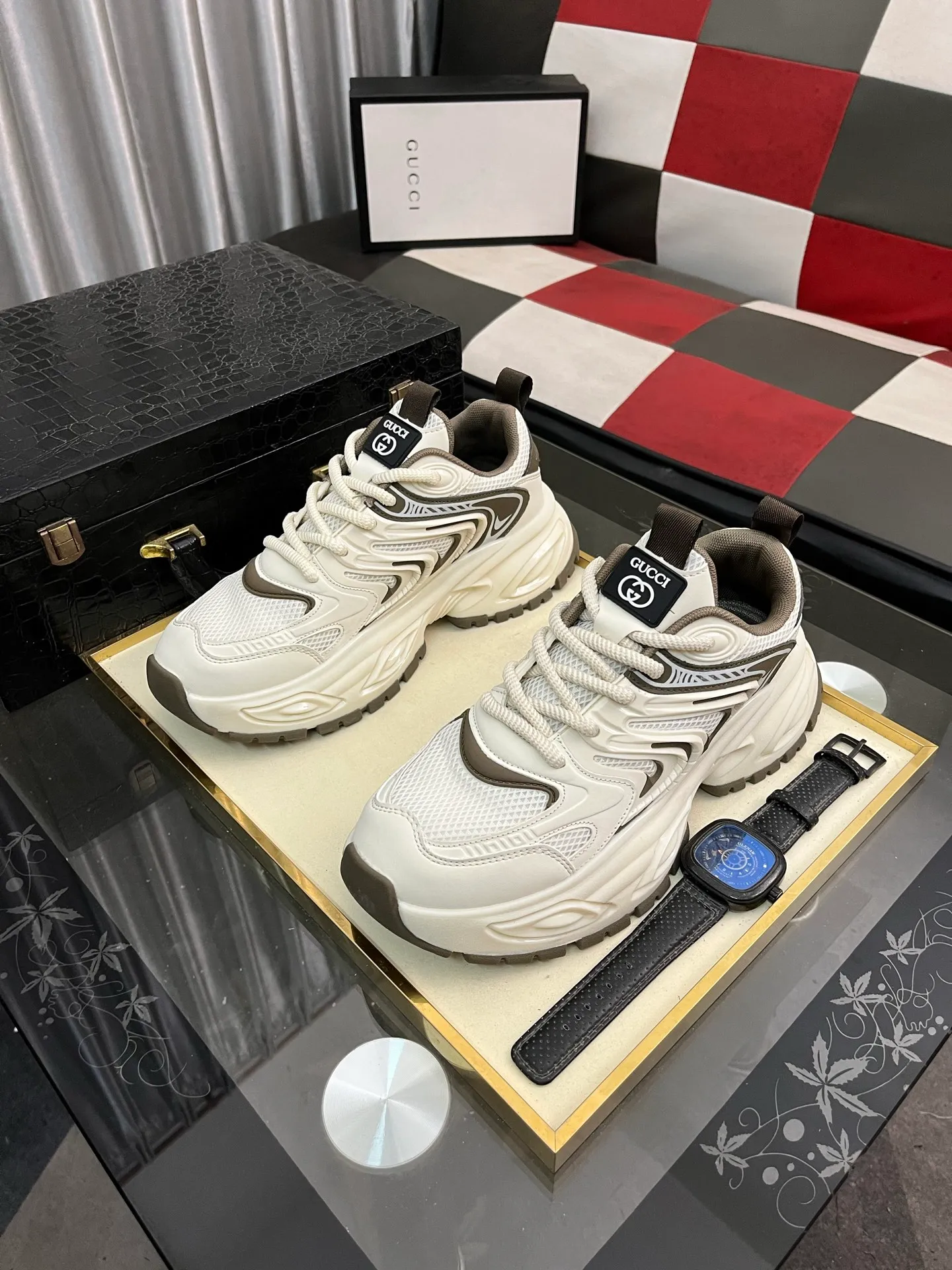 Men's shoes💰480⌚️⌚️【GUCCI】Gaobang casual and fashionable men's shoes👟hot style💥simple and elegant style, exclusive for trendy men. Unique official website latest brand elements👑Gucci original decoration, fashionable and generous, original calfskin fabric➕Comfortable leather lining ✅Size: 38-44, 2⃣️colors available